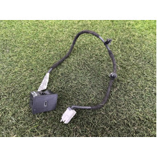 Порт зарядки с кабелем