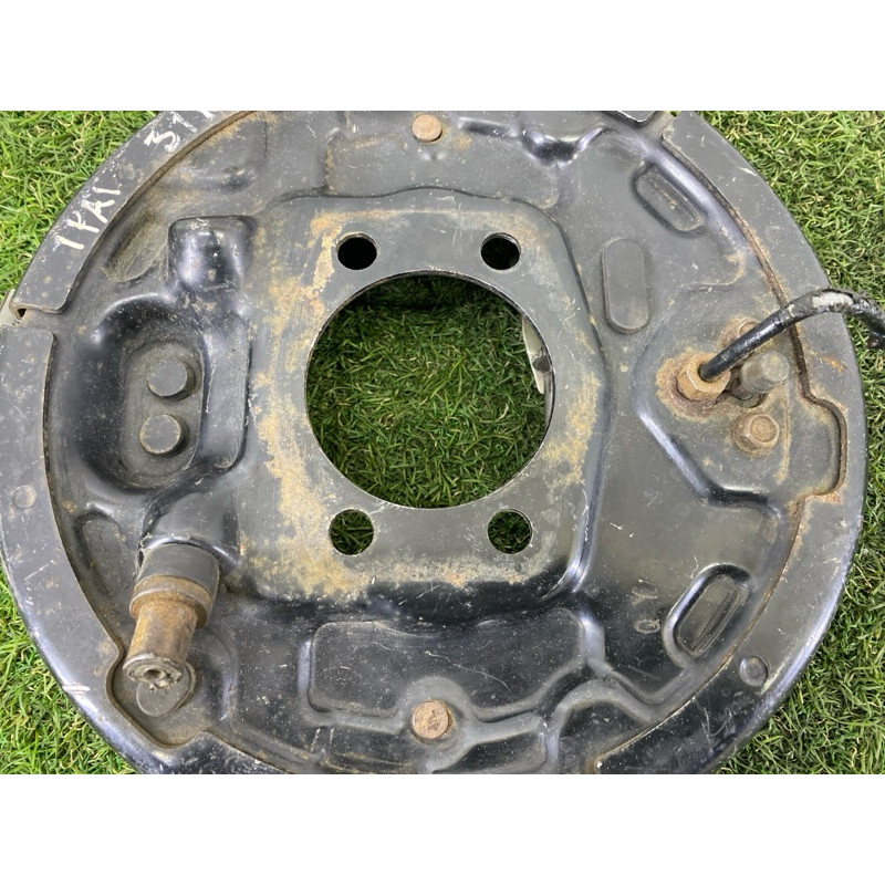 Пыльник тормозного диска (тормозная система) Jeep Patriot MK74 2012 2.4 5191297AA