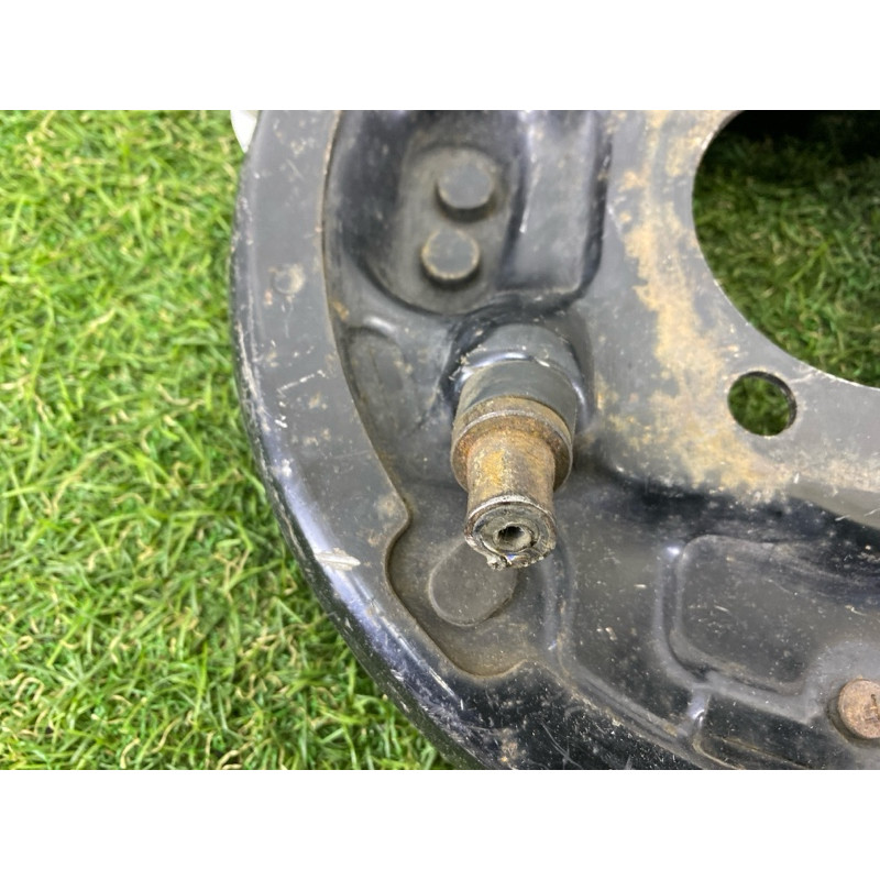 Пыльник тормозного диска (тормозная система) Jeep Patriot MK74 2012 2.4 5191297AA