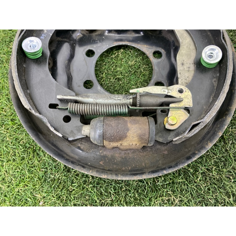 Пыльник тормозного диска (тормозная система) Jeep Patriot MK74 2012 2.4 5191298AA