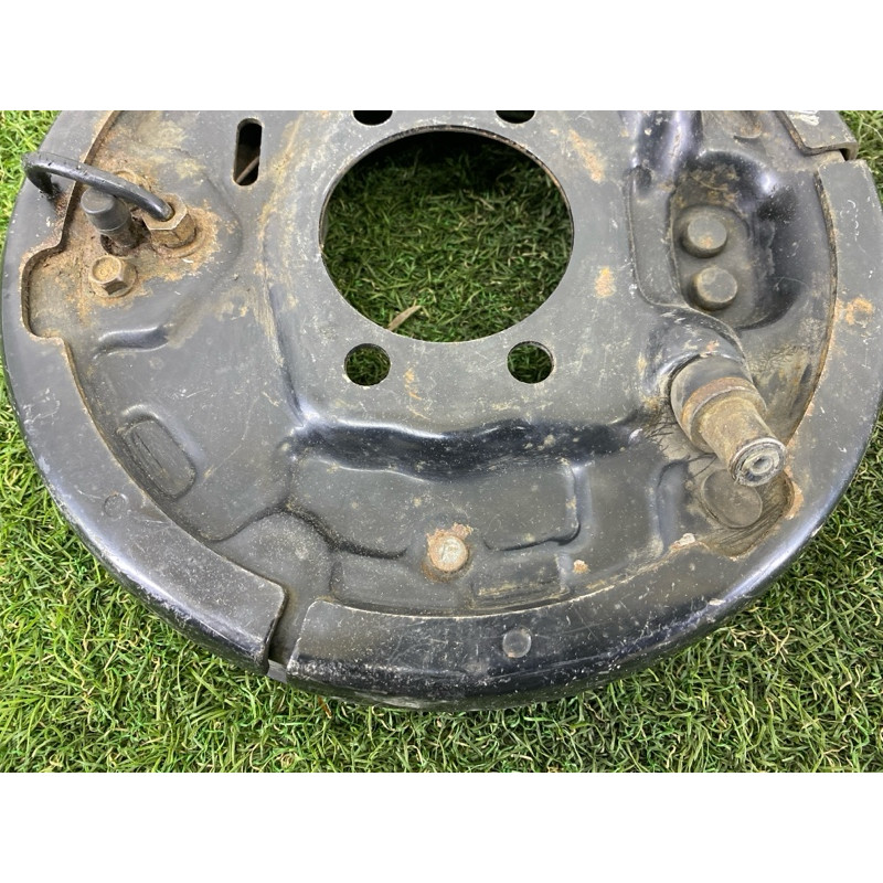 Пыльник тормозного диска (тормозная система) Jeep Patriot MK74 2012 2.4 5191298AA