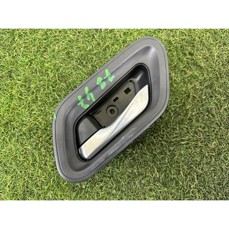 Ручка двери внутренняя (салон) Nissan Rogue T33 2021 2.5 PR25DD 806716RR0A