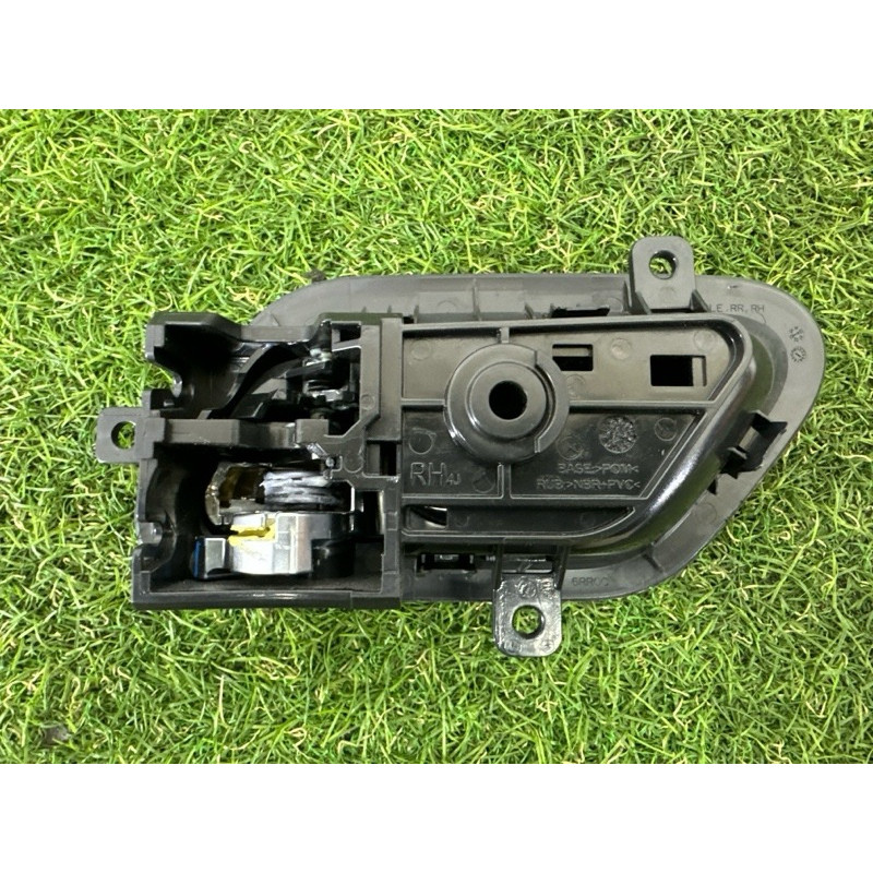 Ручка двери внутренняя (салон) Nissan Rogue T33 2021 2.5 PR25DD 806706RR0A