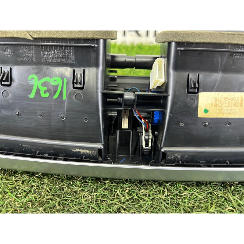 Центральный дефлектор салона (салон) BMW X3 F25 2013 3.0 N55B30 51459257226