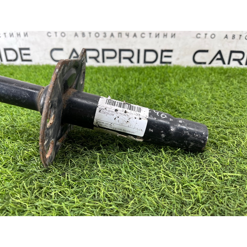 Кронштейн усилителя бампера (стекла и зеркала) BMW 3-series E46 51118195298