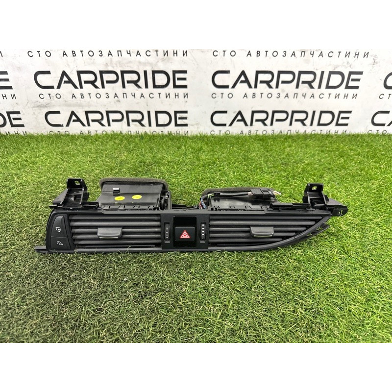 Центральный дефлектор салона (салон) AUDI A7 4G 2012 3.0 CGXB 4G1820951G6PS