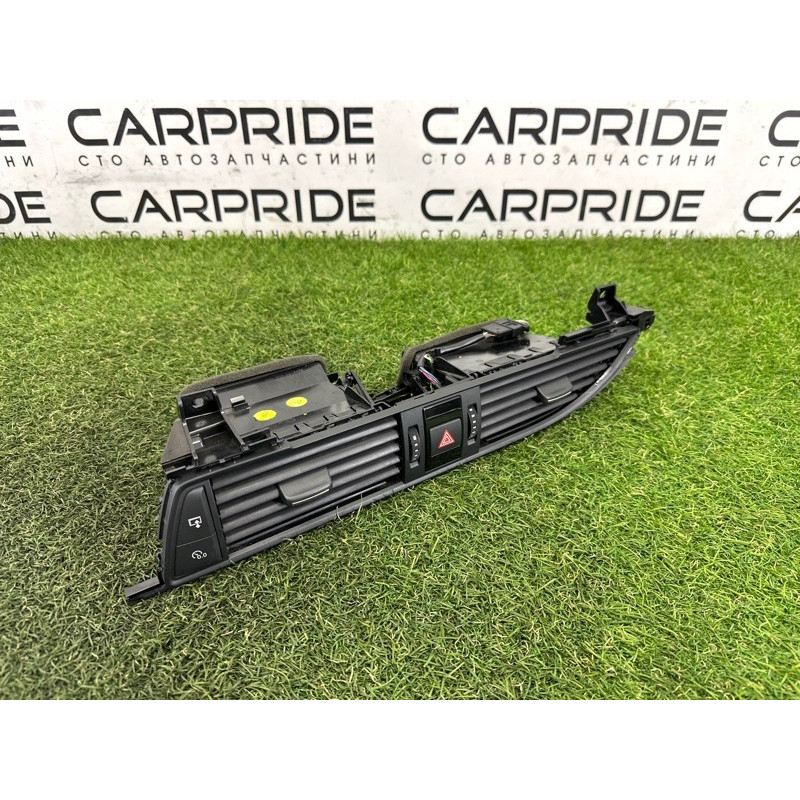 Центральный дефлектор салона (салон) AUDI A7 4G 2012 3.0 CGXB 4G1820951G6PS