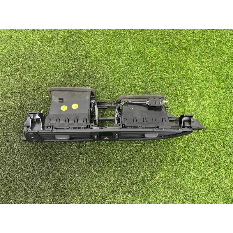 Центральный дефлектор салона (салон) AUDI A7 4G 2012 3.0 CGXB 4G1820951G6PS