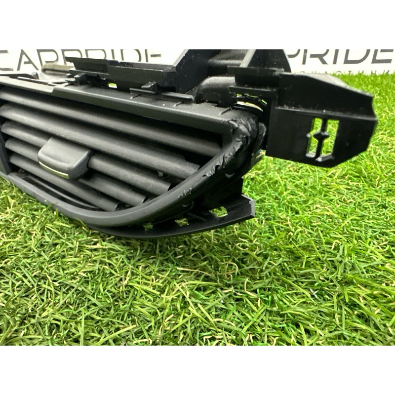 Центральний дефлектор салону (салон) AUDI A7 4G 2012 3.0 CGXB 4G1820951G6PS