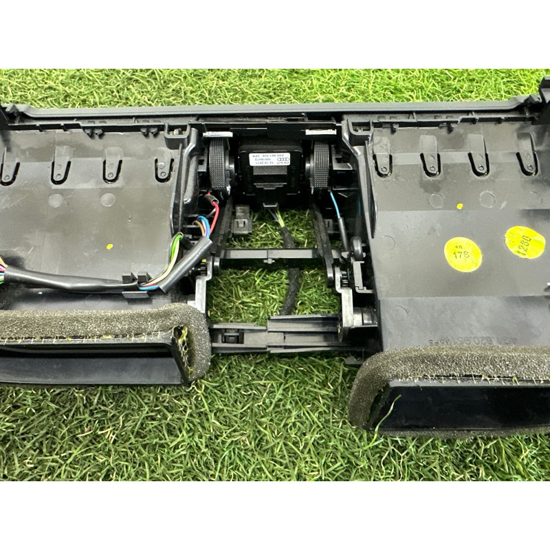 Центральный дефлектор салона (салон) AUDI A7 4G 2012 3.0 CGXB 4G1820951G6PS