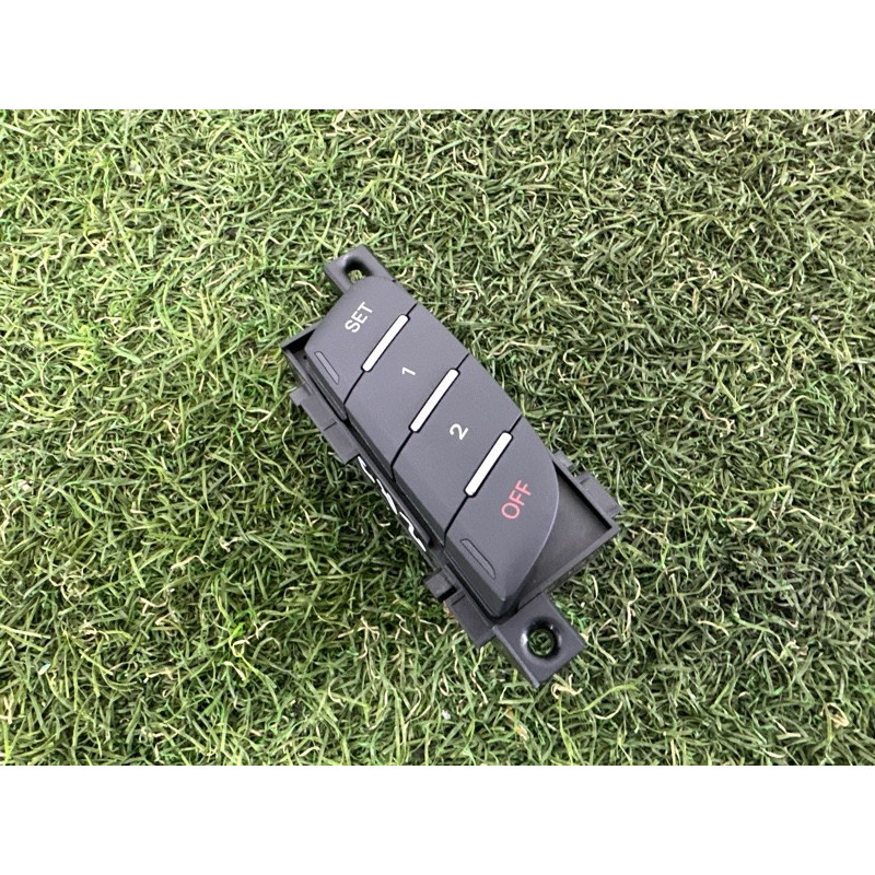 Кнопка памяти сидения (электрика / кнопки) AUDI A7 4G 2012 3.0 CGXB 4G89597695PR