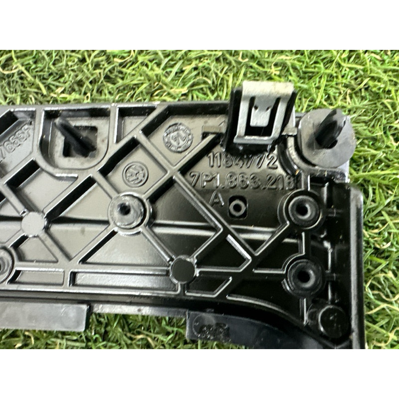 Декоративная накладка центральной консоли (салон) Volkswagen Touareg NF 2015 3.6 CGRA 7P1863212AEWD9