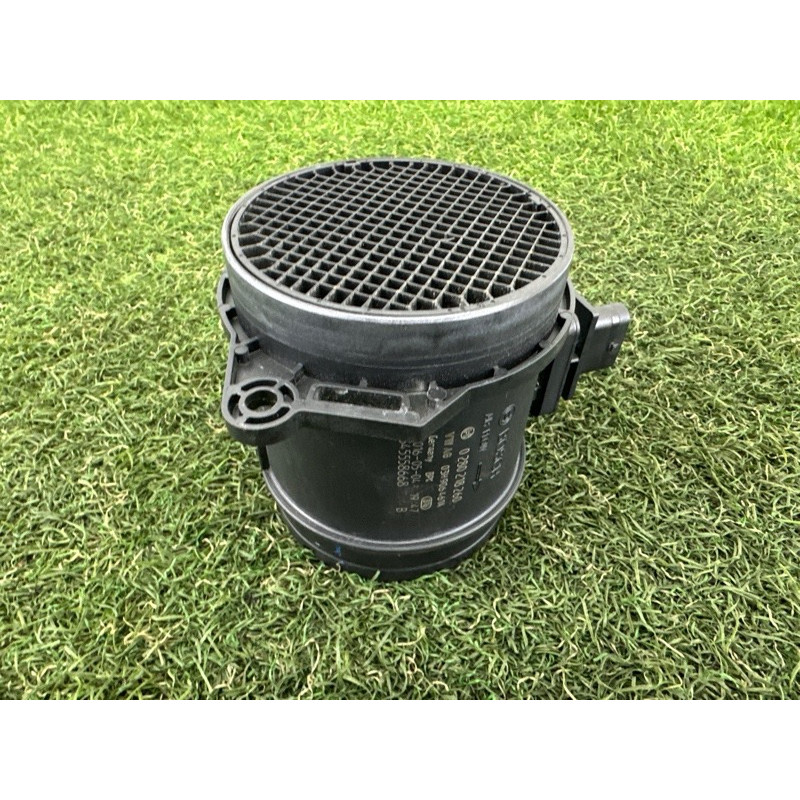 Датчик массового расхода воздуха (электрика двигателя) Volkswagen Touareg NF 2015 3.6 CGRA 03H906461A