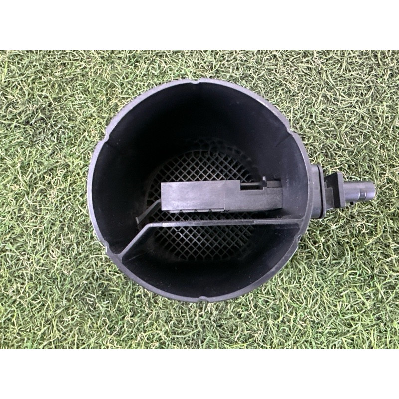 Датчик массового расхода воздуха (электрика двигателя) Volkswagen Touareg NF 2015 3.6 CGRA 03H906461A