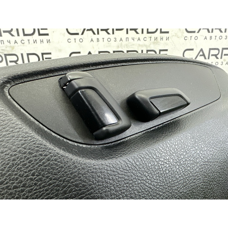 Блок регулировки сидения (закрытая категория) Volkswagen Touareg NF 2015 3.6 CGRA 7P6959748
