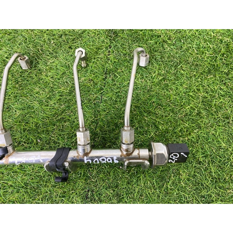 Топливная рампа (топливная система) BMW 7-series F01 2011 3.0 N54 13537575480