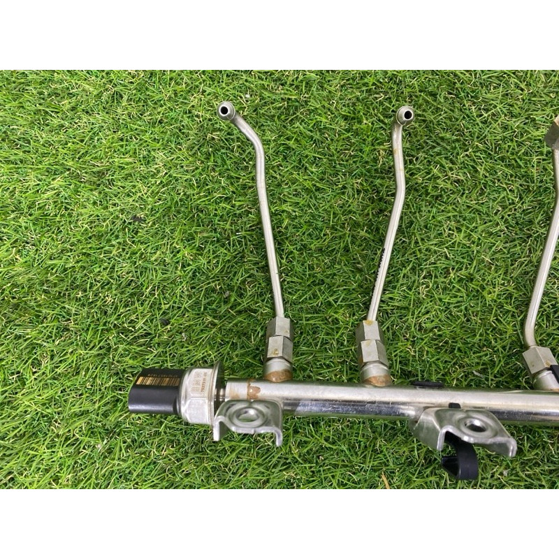 Топливная рампа (топливная система) BMW 7-series F01 2011 3.0 N54 13537575480