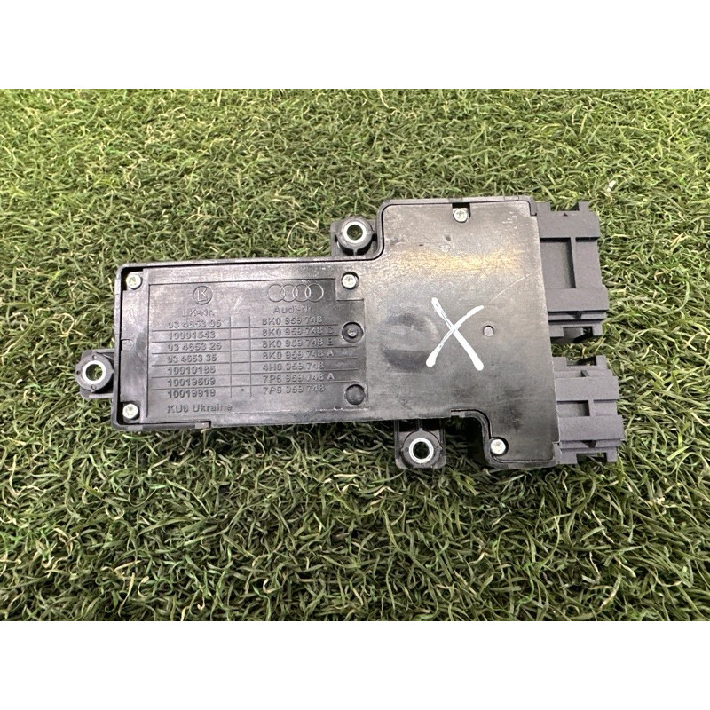 Блок регулировки сидения (закрытая категория) Volkswagen Touareg NF 2015 3.6 CGRA 7P6959748