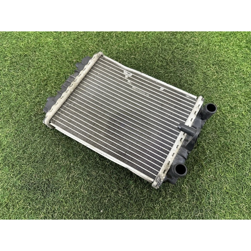 Радиатор охлаждения дополнительный (система охлаждения) AUDI A7 4G 2012 3.0 CGXB 8K0121212B