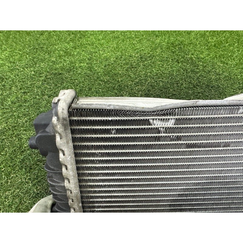 Радиатор охлаждения дополнительный (система охлаждения) AUDI A7 4G 2012 3.0 CGXB 8K0121212B