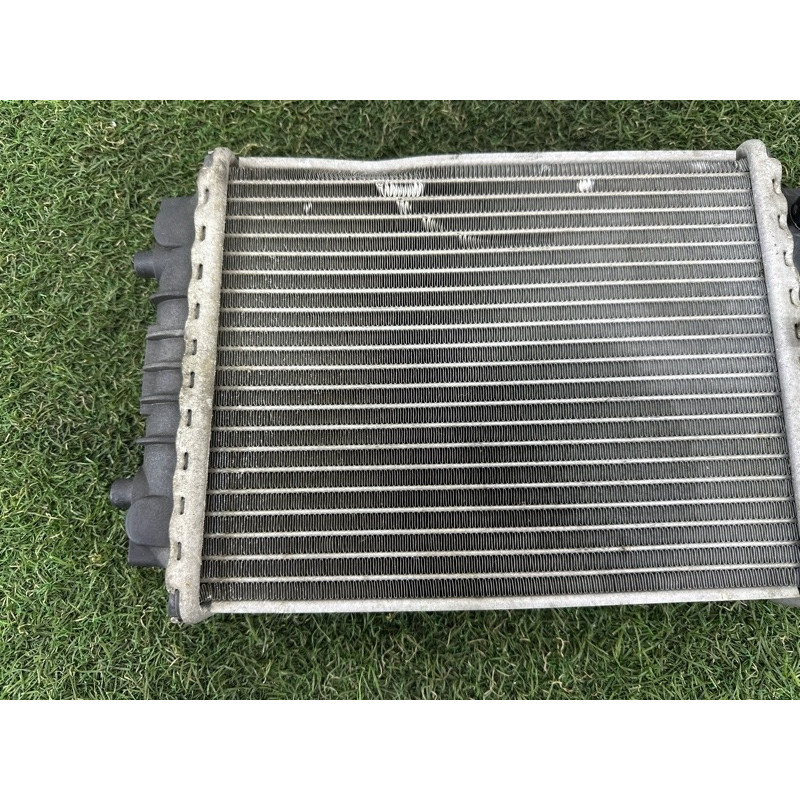 Радиатор охлаждения дополнительный (система охлаждения) AUDI A7 4G 2012 3.0 CGXB 8K0121212B