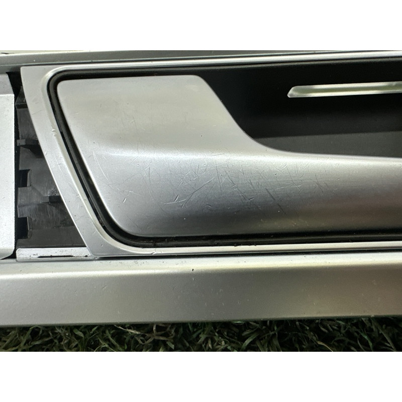 Ручка дверей внутрішня (салон) Volkswagen Touareg NF 2015 3.6 CGRA 7P6867101CROUM