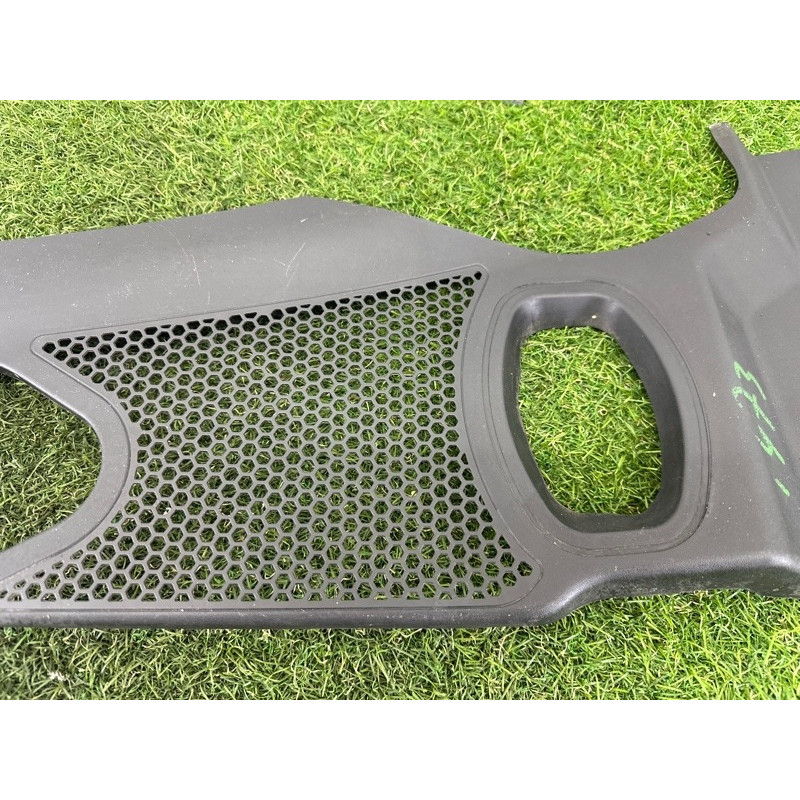 Жабо (кузов и элементы) AUDI A4 B8 2012 2.0 CAEB 8K1819447B01C