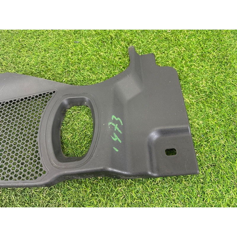 Жабо (кузов и элементы) AUDI A4 B8 2012 2.0 CAEB 8K1819447B01C