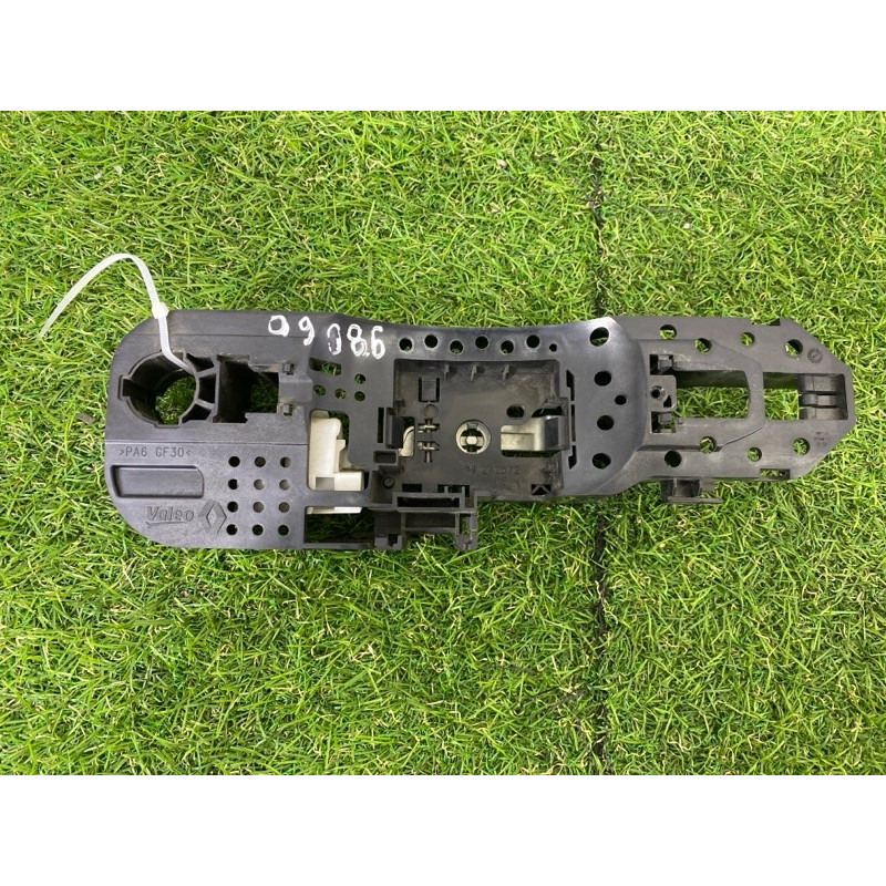 Кронштейн ручки двери (кузов и элементы) Renault Scenic III 2011 1.6 R9M 806060041R