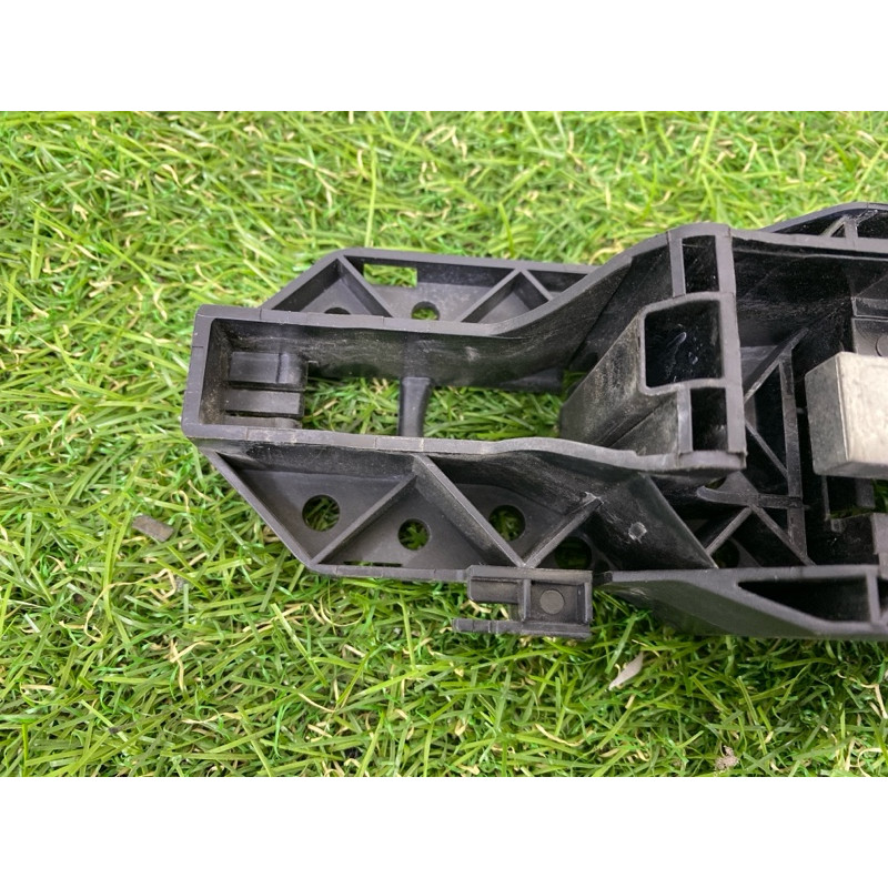 Кронштейн ручки двери (кузов и элементы) Renault Scenic III 2011 1.6 R9M 806060041R