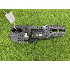 Кронштейн ручки двери