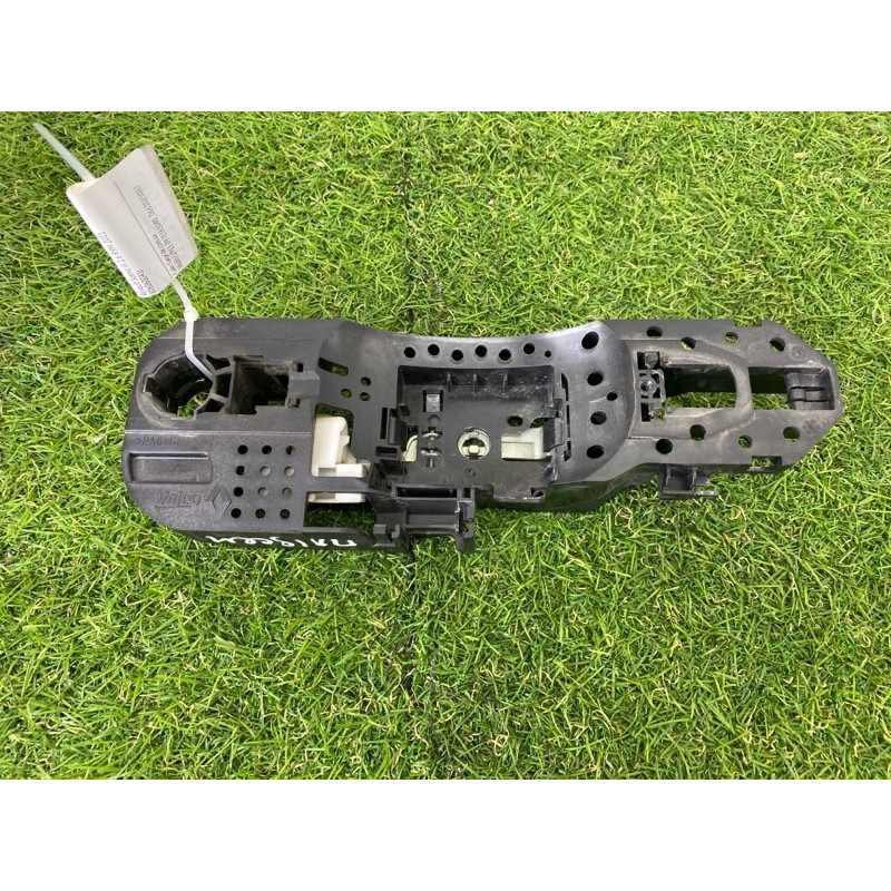 Кронштейн ручки двери (кузов и элементы) Renault Scenic III 2011 1.6 R9M 806060041R