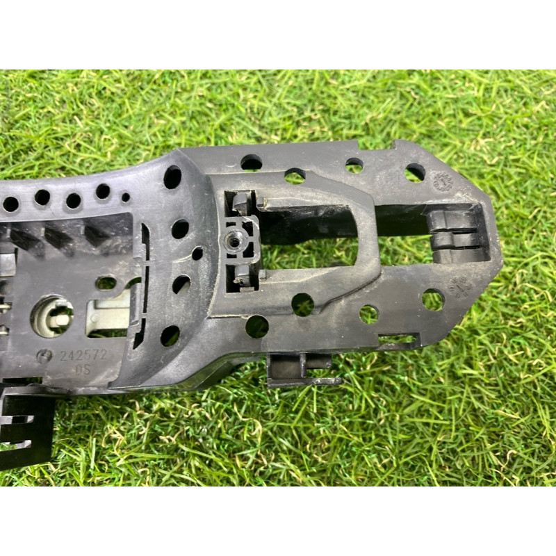 Кронштейн ручки двери (кузов и элементы) Renault Scenic III 2011 1.6 R9M 806060041R