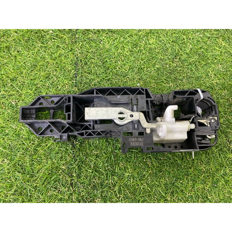 Кронштейн ручки двери (кузов и элементы) Renault Scenic III 2011 1.6 R9M 806060041R