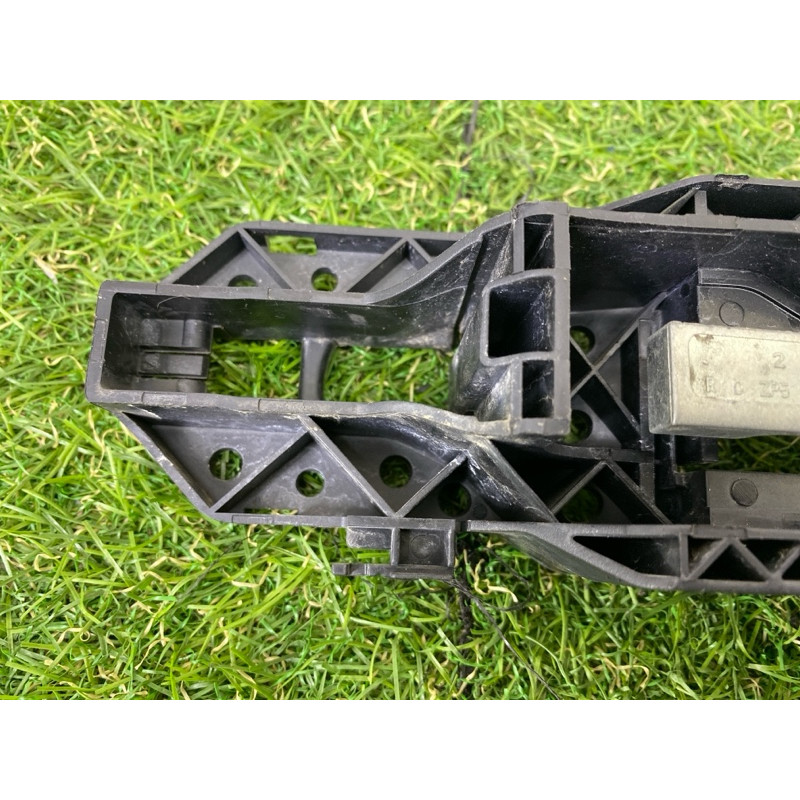 Кронштейн ручки двери (кузов и элементы) Renault Scenic III 2011 1.6 R9M 806060041R