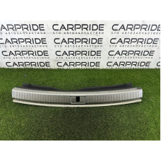 Накладка замка крышки багажника