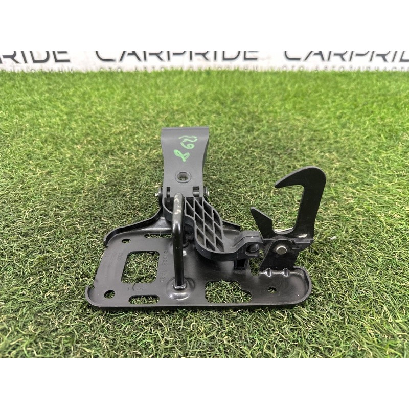 Замок капота (кузов и элементы) AUDI A4 B8 2012 2.0 CAEB 8T0823480