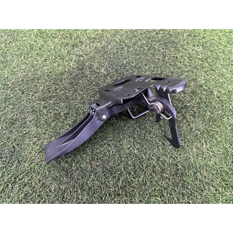 Замок капота (кузов и элементы) AUDI A4 B8 2012 2.0 CAEB 8T0823480