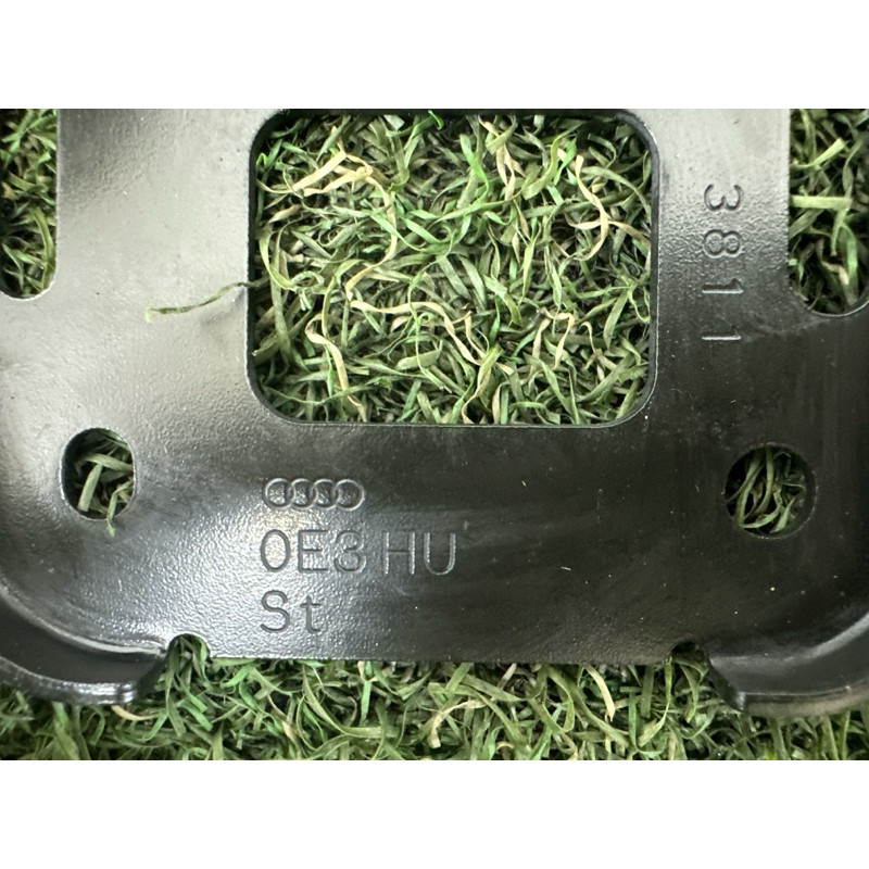 Замок капота (кузов и элементы) AUDI A4 B8 2012 2.0 CAEB 8T0823480