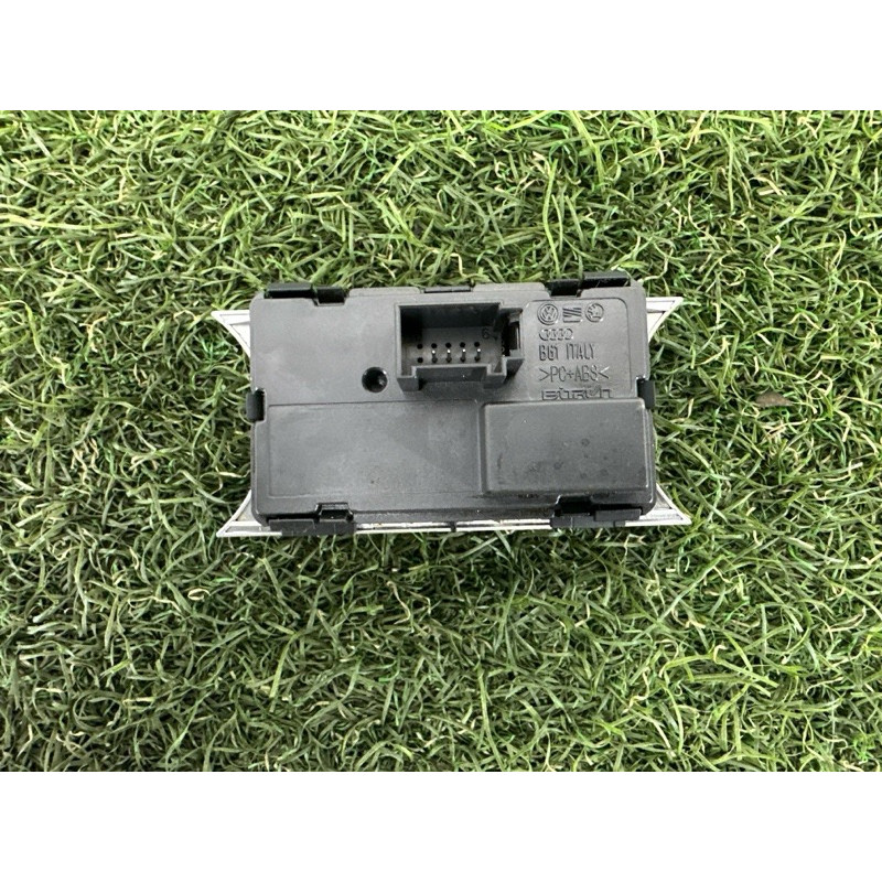 Кнопка ESP (электрика / кнопки) Volkswagen Touareg NF 2015 3.6 CGRA 7P6927127K