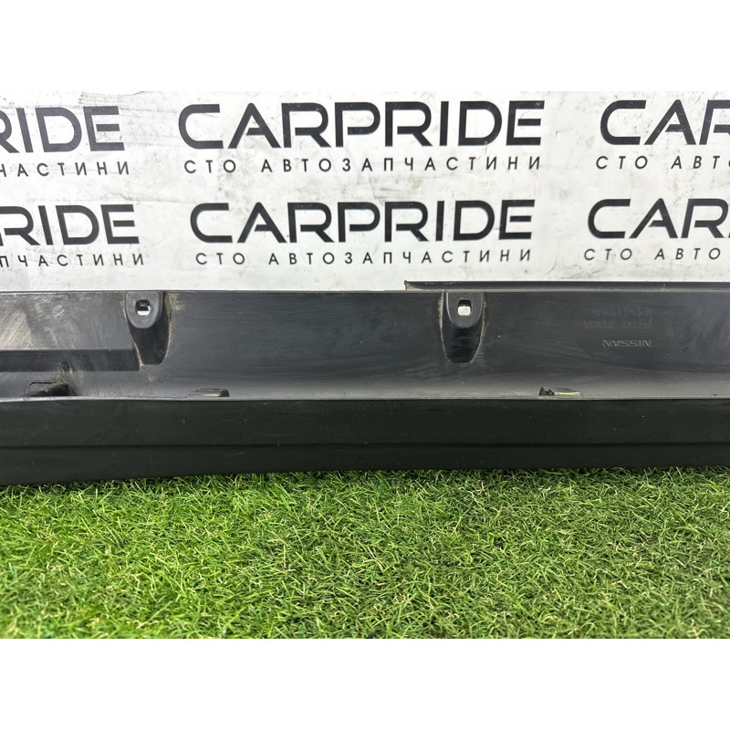 Накладка на порог (кузов и элементы) Nissan Rogue T32 2016 2.5 QR25DE 768504BA0A
