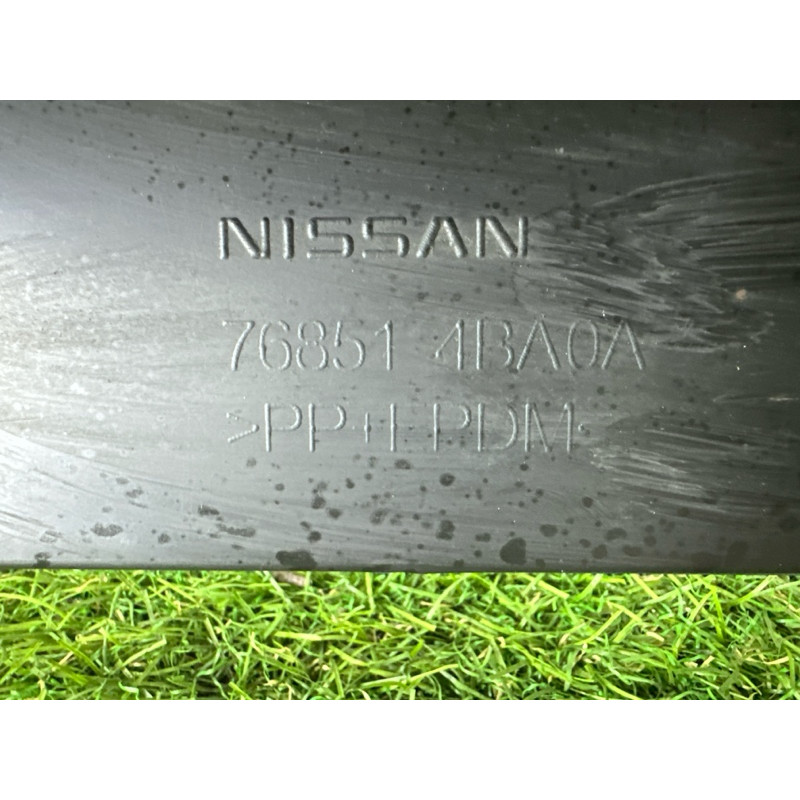 Накладка на порог (кузов и элементы) Nissan Rogue T32 2016 2.5 QR25DE 768514BA0A