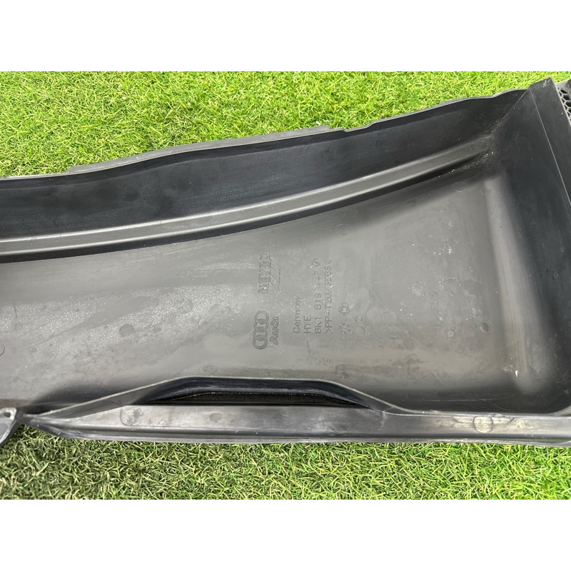 Жабо (кузов и элементы) AUDI A4 B8 2012 2.0 CAEB 8K1819447B01C