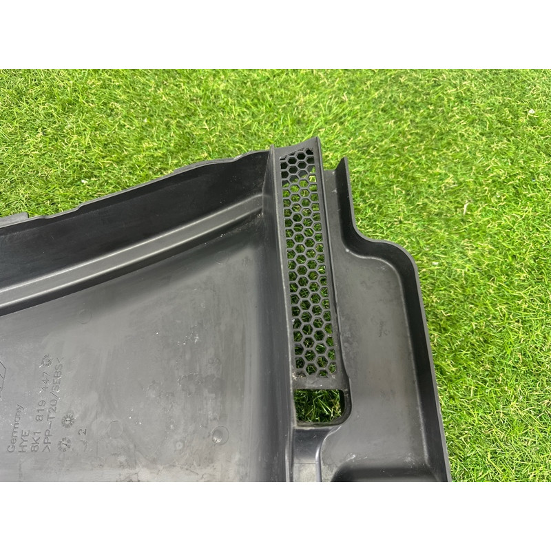 Жабо (кузов и элементы) AUDI A4 B8 2012 2.0 CAEB 8K1819447B01C