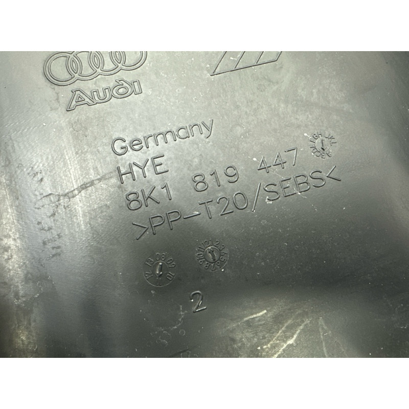 Жабо (кузов и элементы) AUDI A4 B8 2012 2.0 CAEB 8K1819447B01C