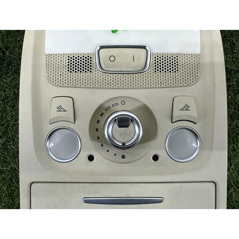 Плафон салона (салон) AUDI A4 B8 2012 2.0 CAEB 8T0947140U57