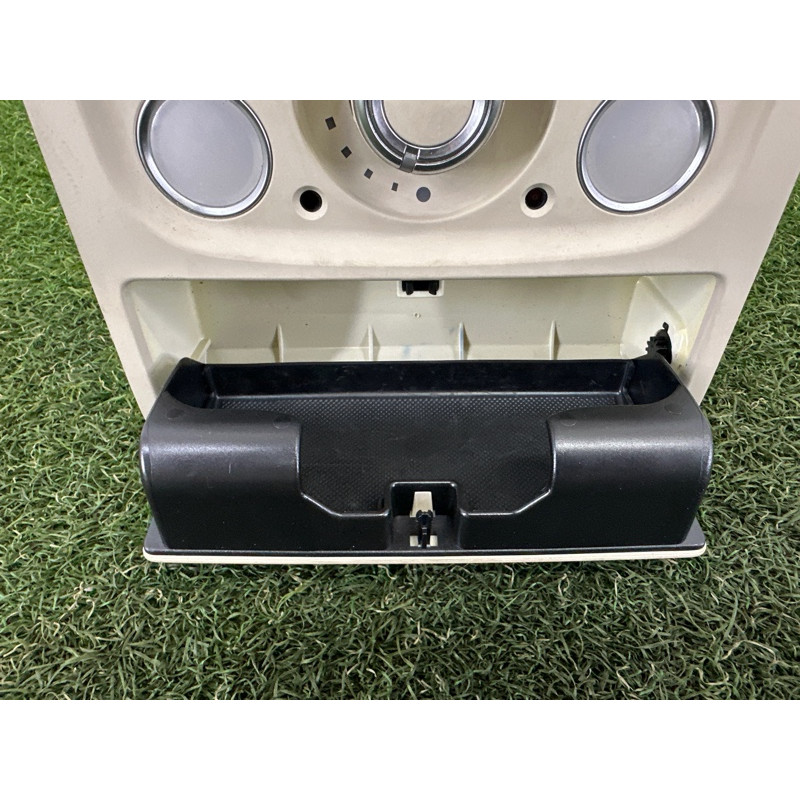 Плафон салона (салон) AUDI A4 B8 2012 2.0 CAEB 8T0947140U57