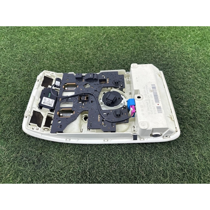 Плафон салона (салон) AUDI A4 B8 2012 2.0 CAEB 8T0947140U57