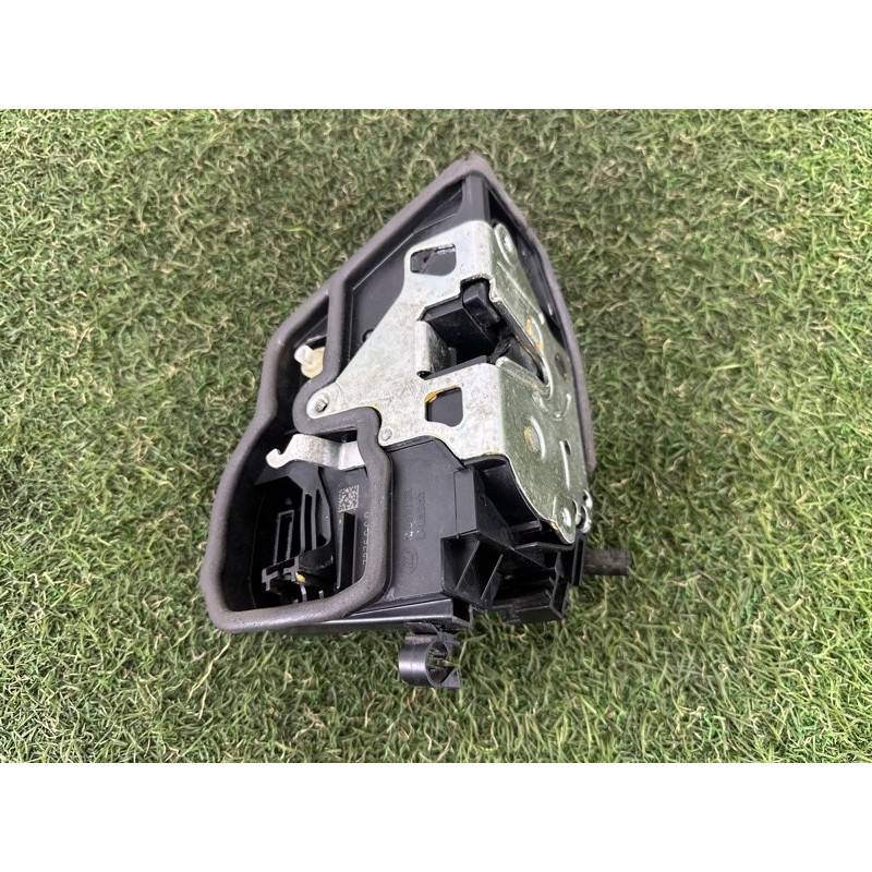 Замок дверей (кузов і елементи) BMW X5 E70 2011 3.0 N55B30 51217229458