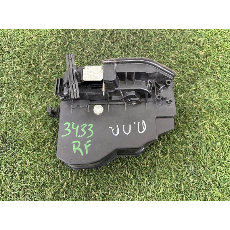 Замок дверей (кузов і елементи) BMW X5 E70 2011 3.0 N55B30 51217229458